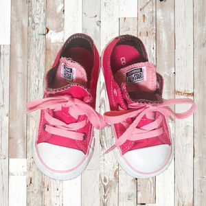 🔺Sold🔺CONVERSE Kids Pink SZ 7